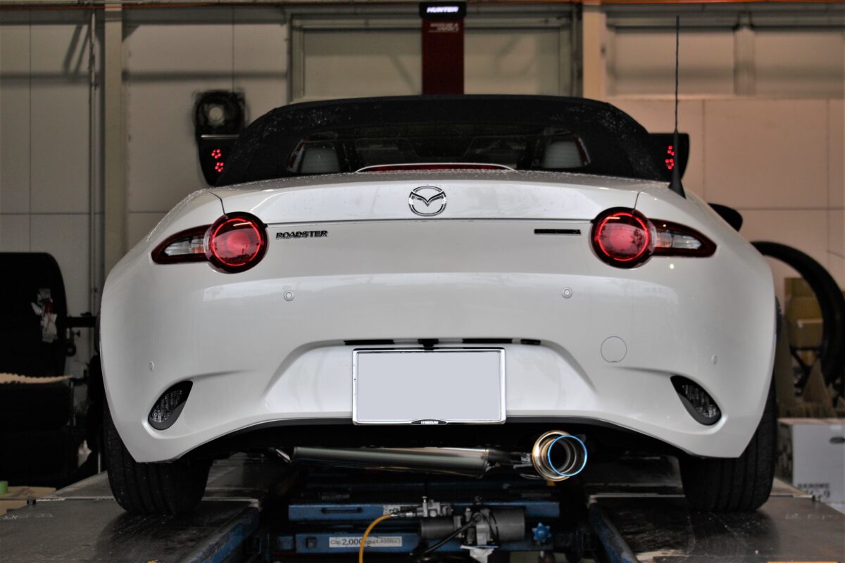 NDロードスターに柿本Regu06&Rマフラーを取付完了！ | 鈴鹿店 | 店舗