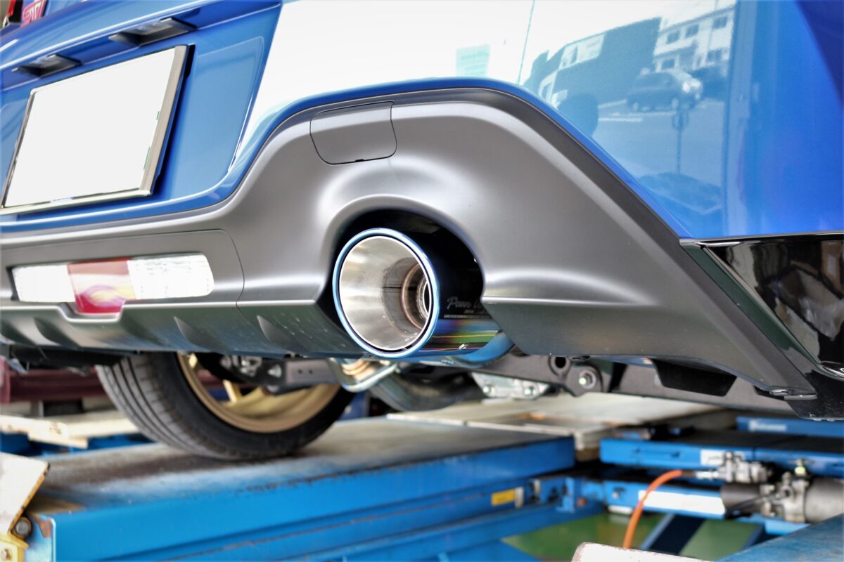 ZD8BRZ】パワークラフトのシングルマフラーも迫力十分なサウンド