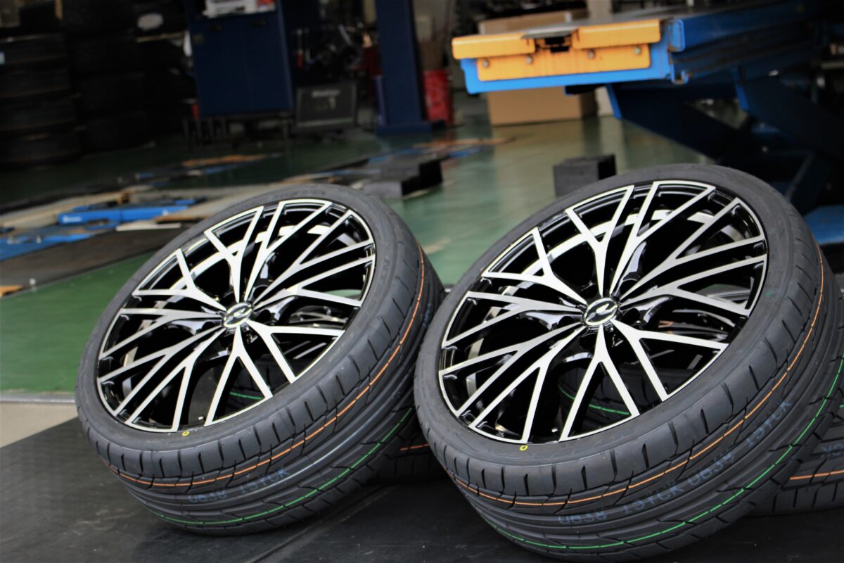 ノアにアクセル ヴェルス19インチをツラツラでセット！！ | 岐阜長良店