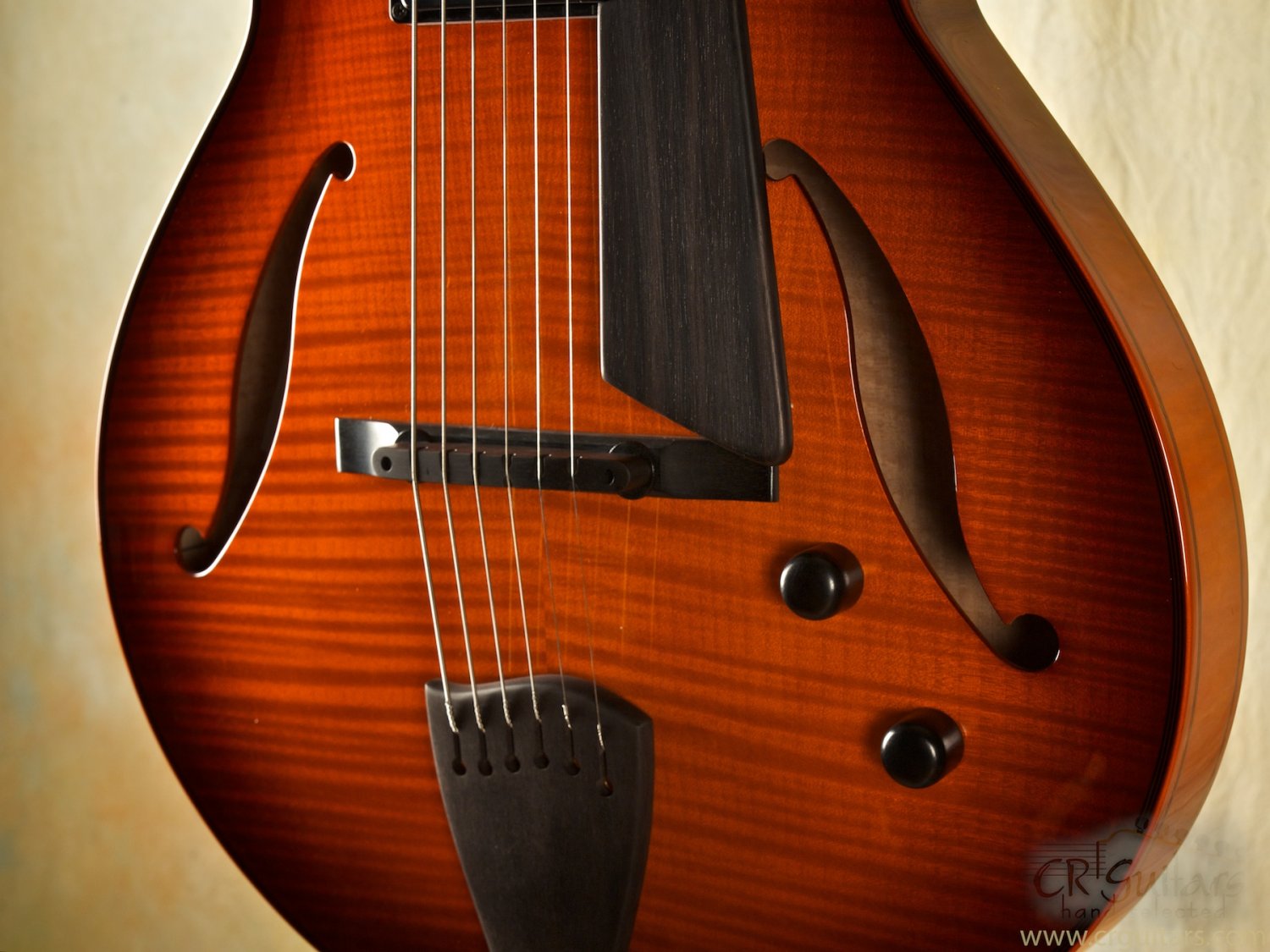 Sadowsky SS-15 Archtop - CR Guitars