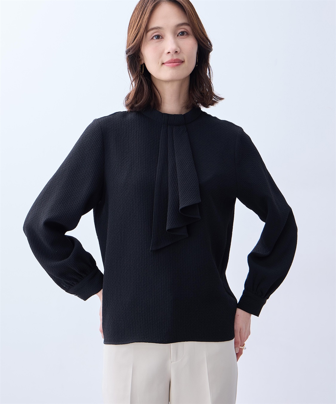 ジャガードボウタイブラウス A/C DESIGN BY ALPHA CUBIC｜クロスプラス