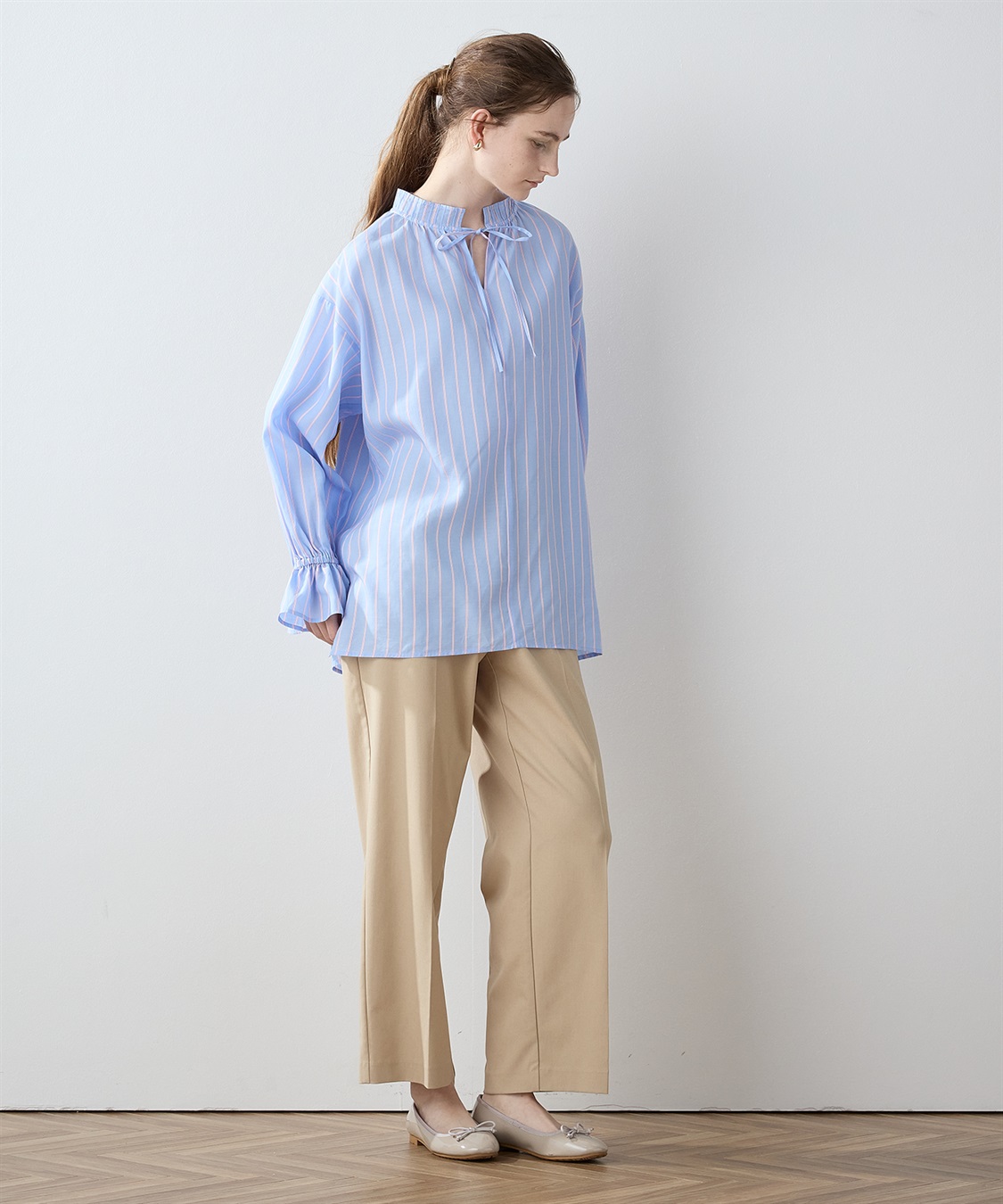 フリルカラー ブラウス LE SOUK HOLIDAY｜クロスプラス公式通販サイト