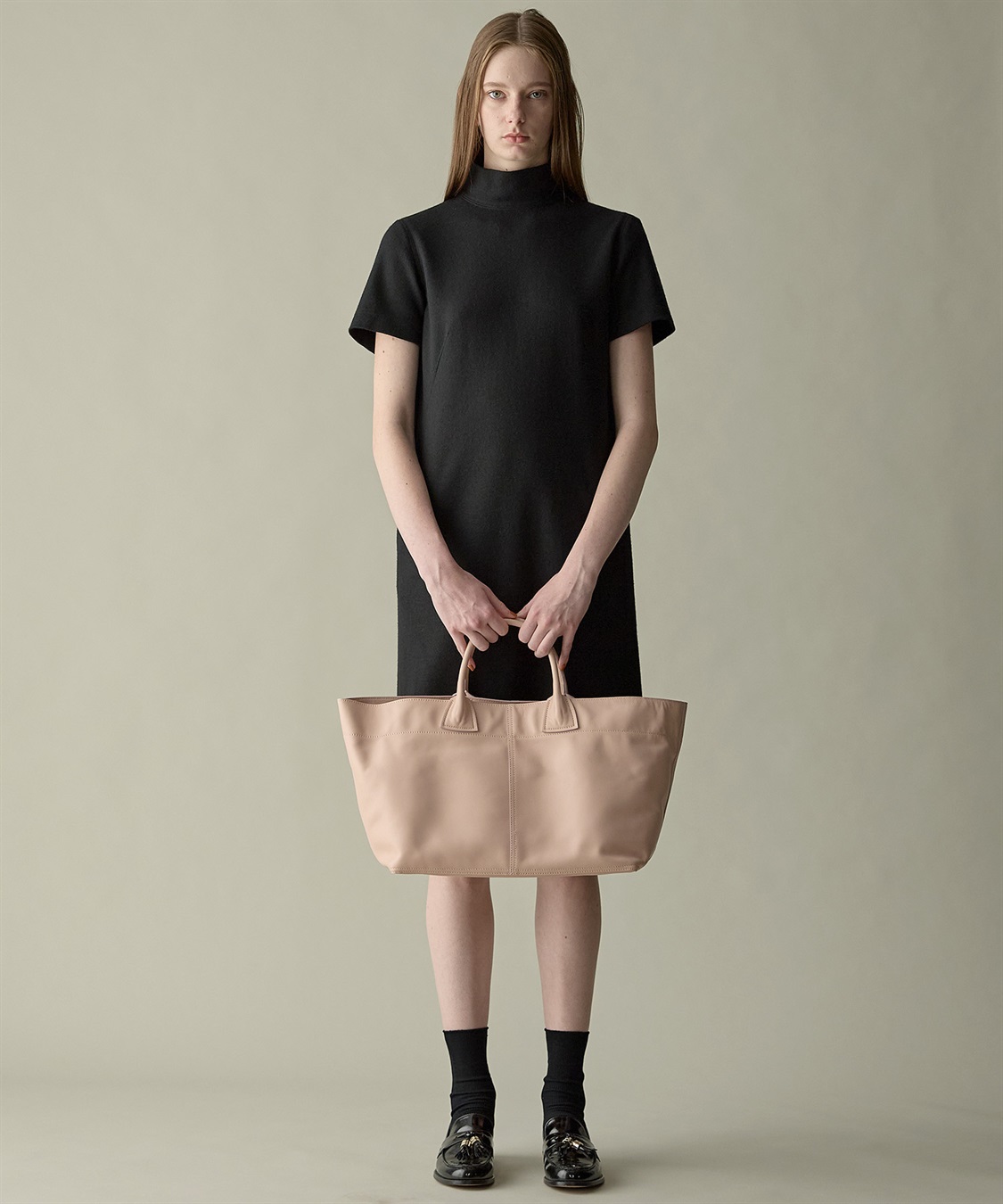 カウレザー横長トート 49AV JUNKO SHIMADA｜クロスプラス公式通販サイト