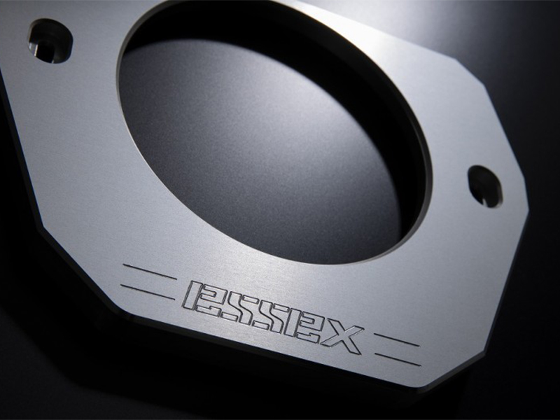 モモステトレックR T5ハイエースフルセットessexコラムカバーなど付属