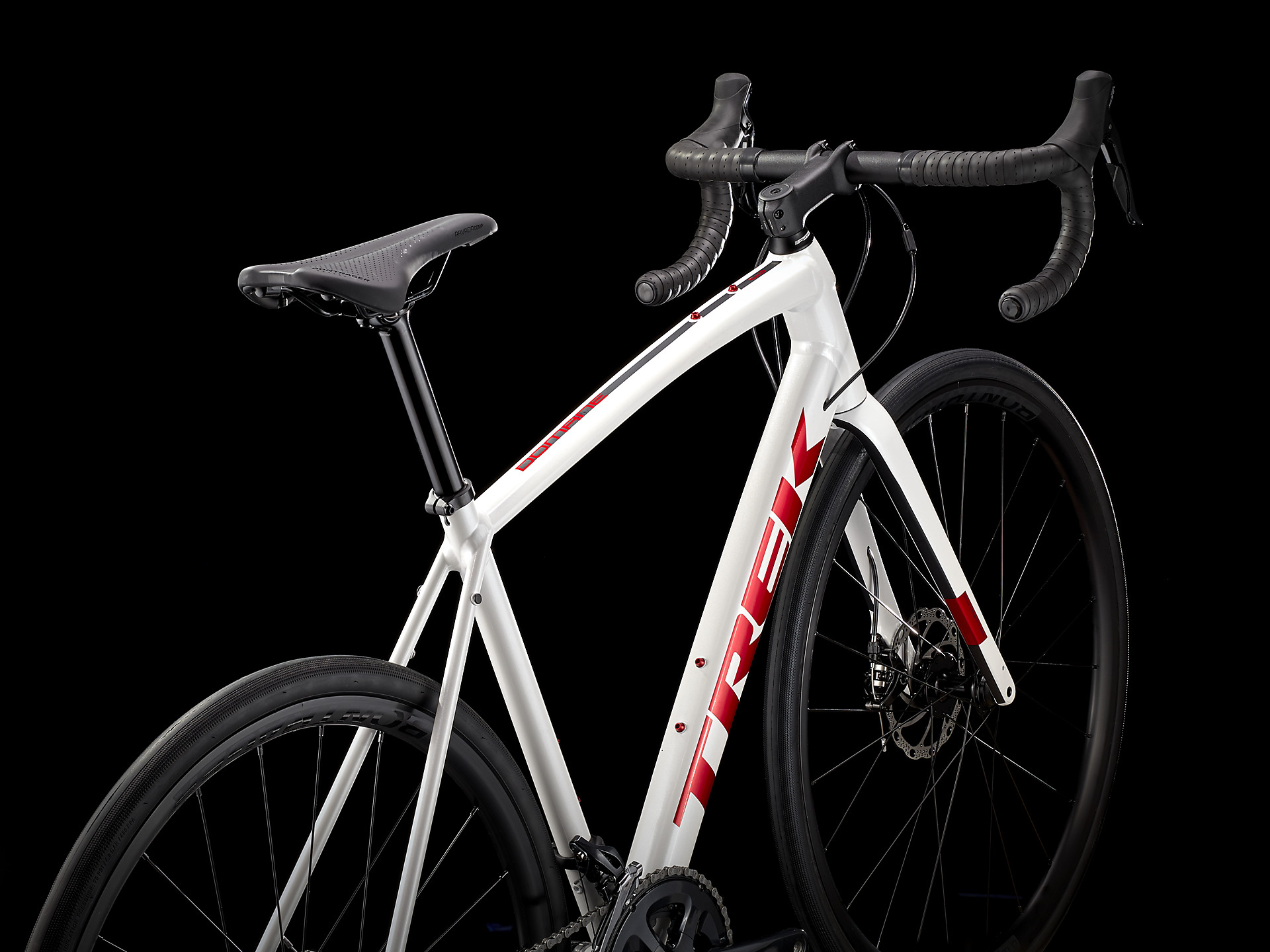 TREK Domane AL 3 2022年モデル