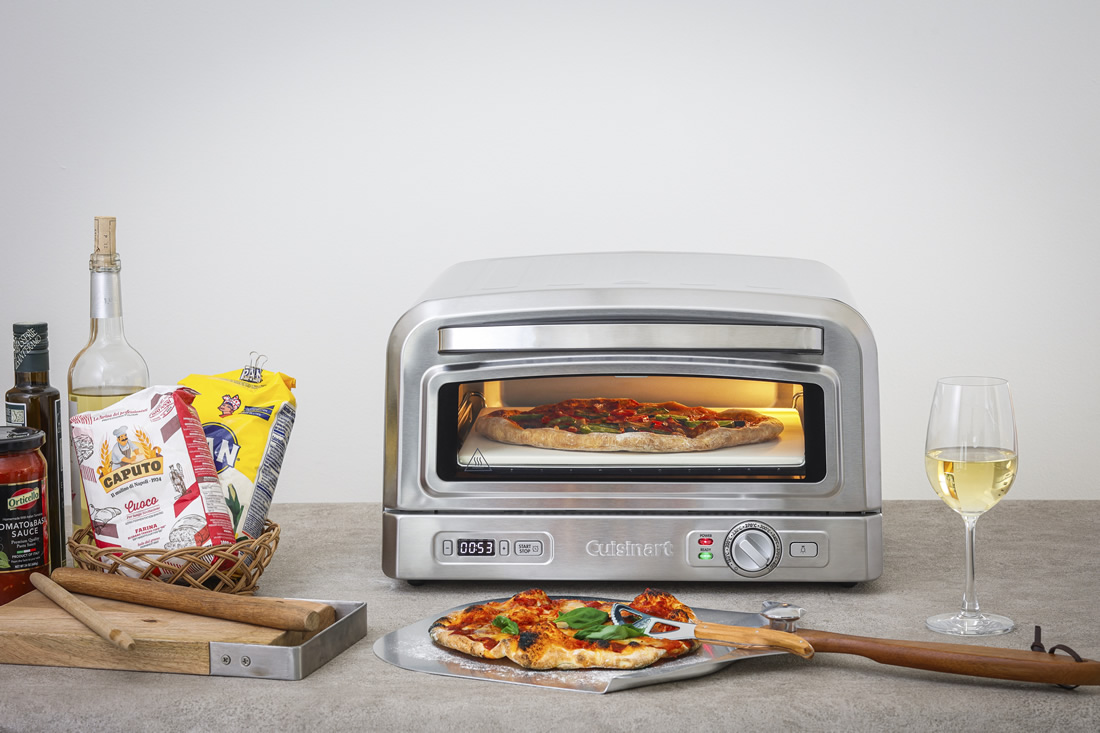 クイジナートのピザオーブン「CPZ-120SJ」まるで石窯！最高400℃でお店