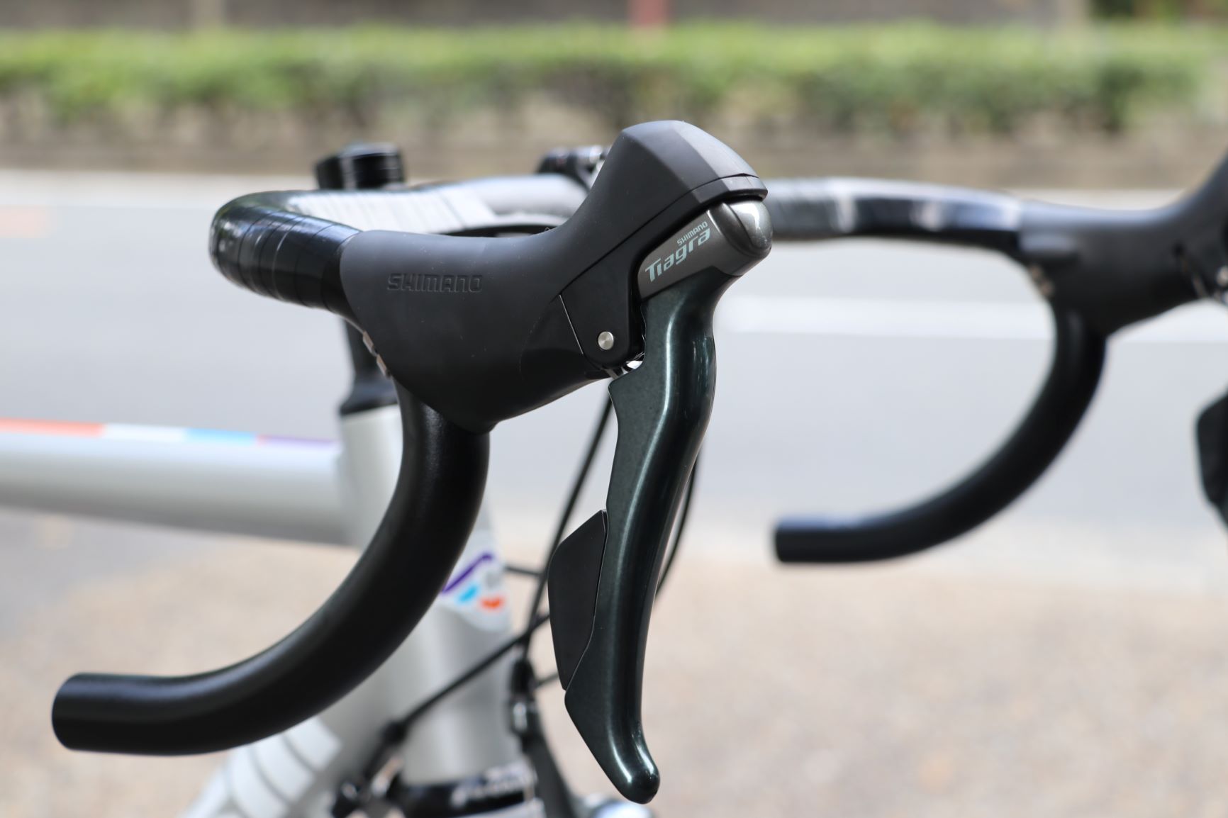 在庫SALE】18'/19'モデルCinelli（チネリ）Experience Tiagra