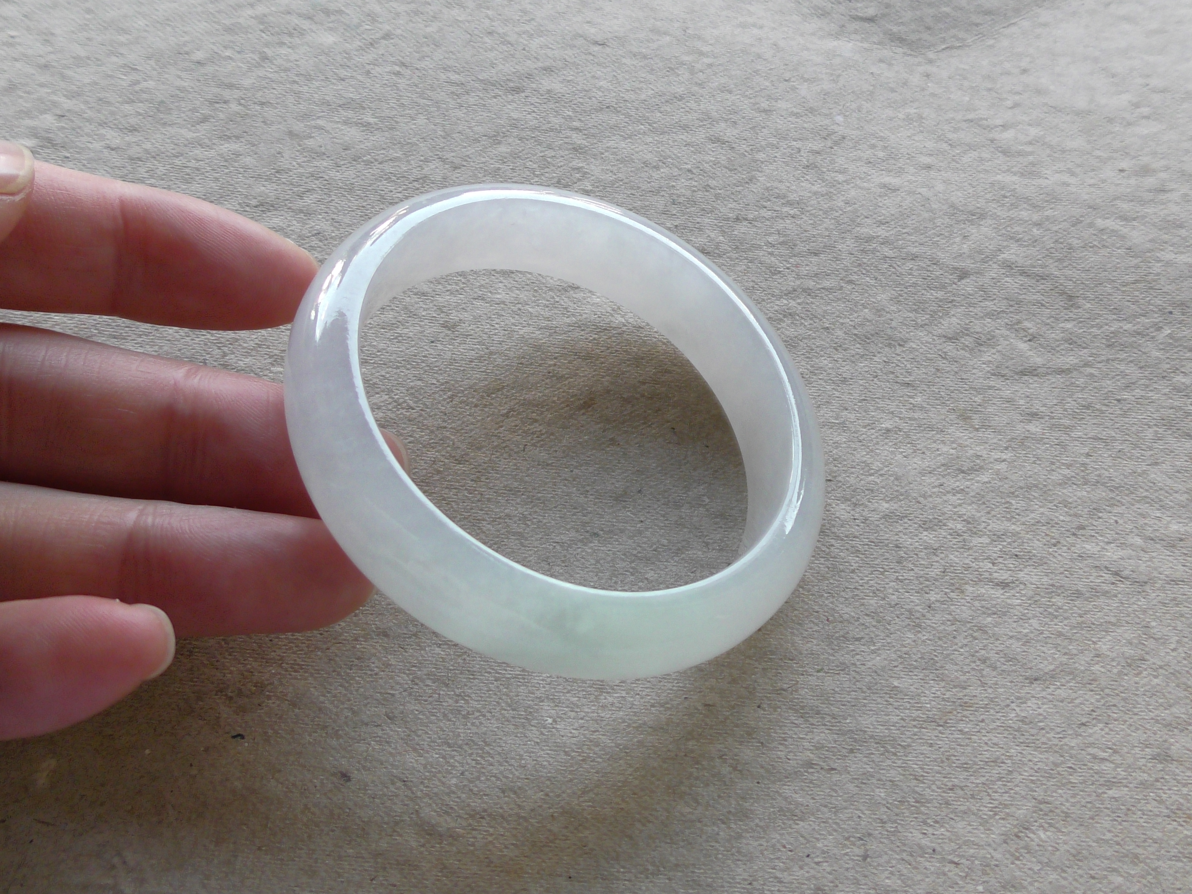 氷翡翠バングル 雪三彩 【A翡翠.com】