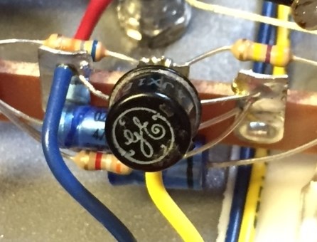 aNaLoG.MaN Beano Boost treble booster effects pedal