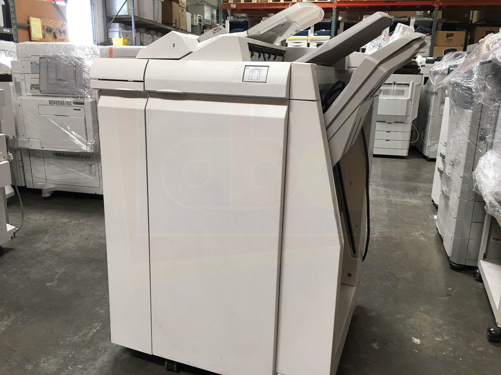 Xerox Light Production C Finisher with 2/3-Hole Punch and Stapler