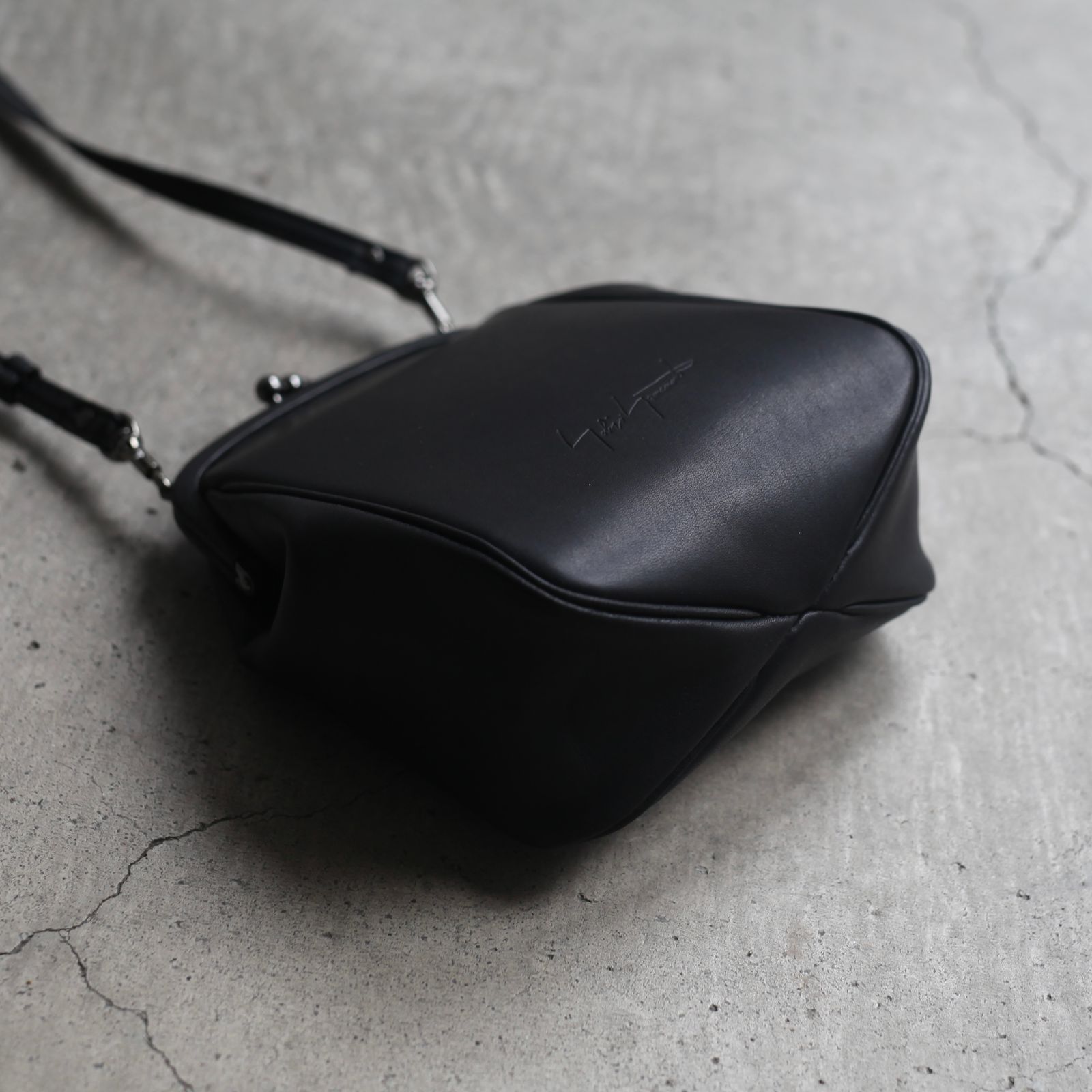 discord Yohji Yamamoto - 【残り一点】口金ポーチショルダー_M