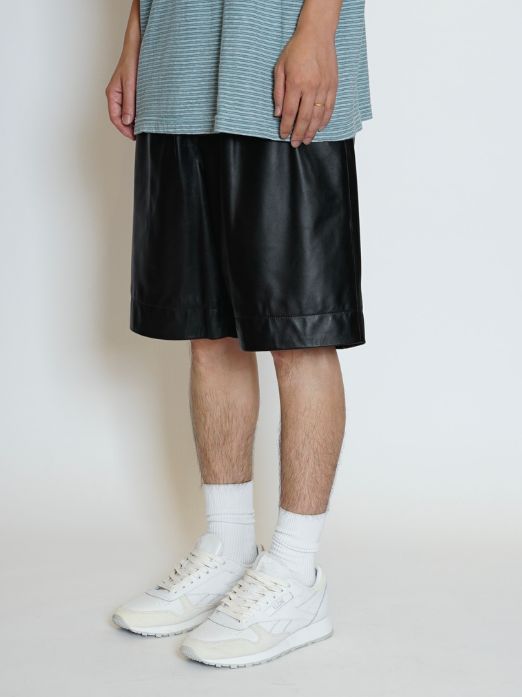UNIVERSAL PRODUCTS - シープ レザーショーツ - LEATHER EASY SHORTS