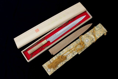 玄海正國 柳刃包丁 尺 本焼 平鏡面 水牛黒檀八角柄 梅彫刻入黒檀鞘 切