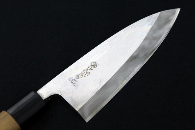 丸寅 出刃包丁 四寸半 (実寸：刃渡り141mm) 霞 PC口輪 朴栗型柄 箱付