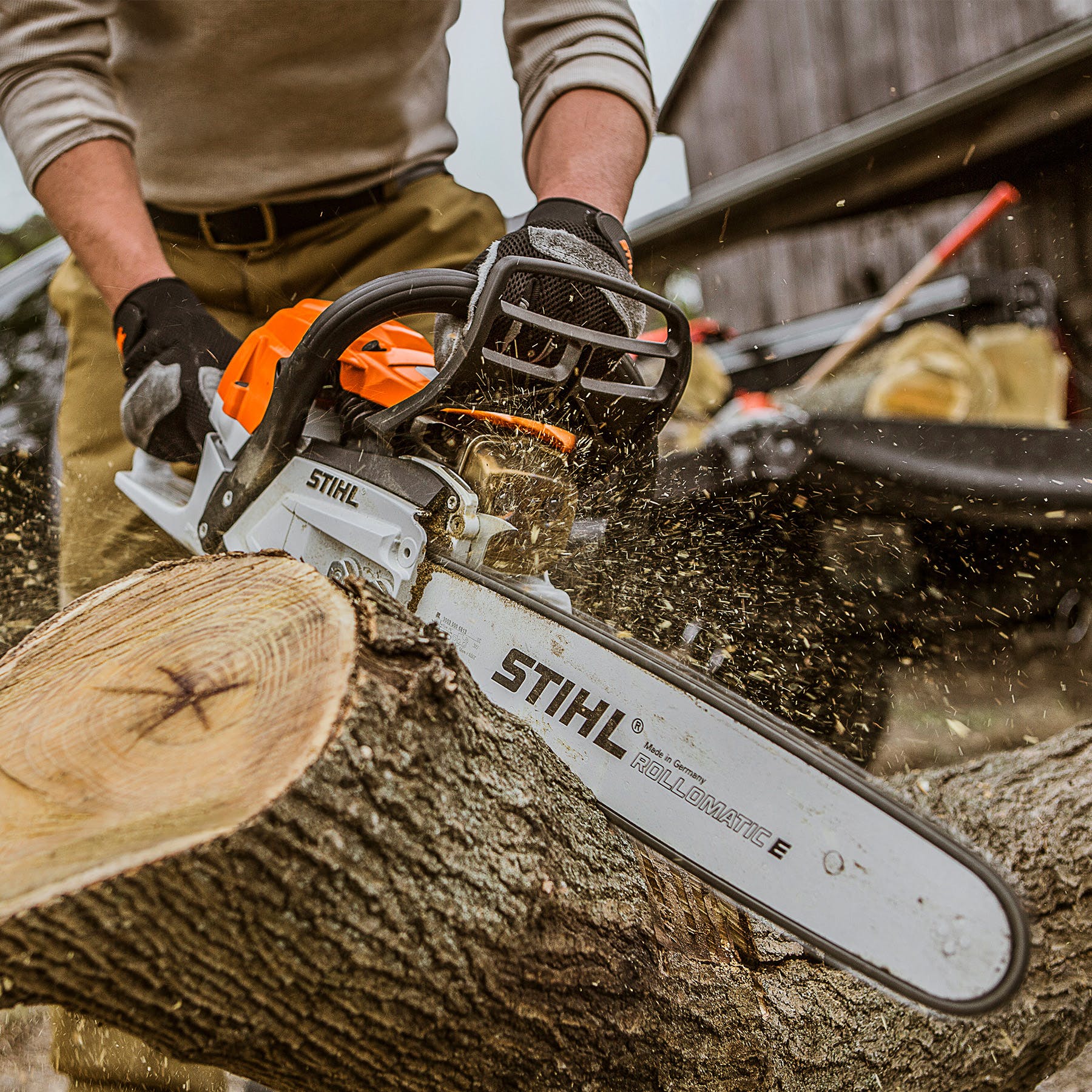 Stihl MS 261 Professional Rear Handle Chainsaw | 50.2cc engi