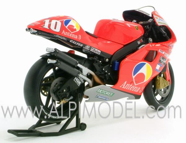 minichamps Yamaha YZR500 Antena 3 Yamaha D'Antin 500cc GP 2001