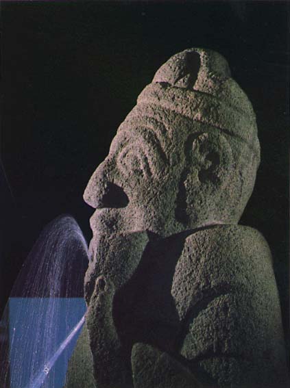 飛鳥資料館／飛鳥の石／石人像 ASUKA/sekizinzou