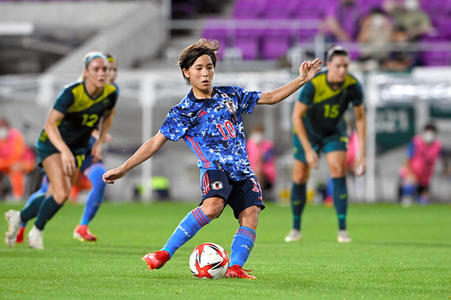 五輪直前に託された背番号10 なでしこ岩渕が目指す色 - 東京