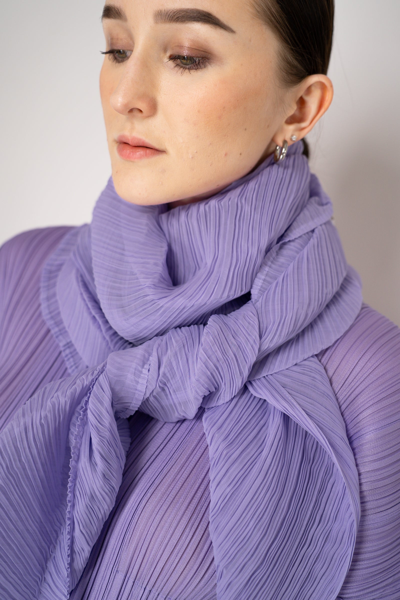 Pleats Please Issey Miyake Madame-T April Shawl in Lilac – Ashia Mode