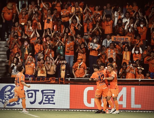 フォト】清水エスパルスの北川航也、ダービーで決勝点挙げゆりかご