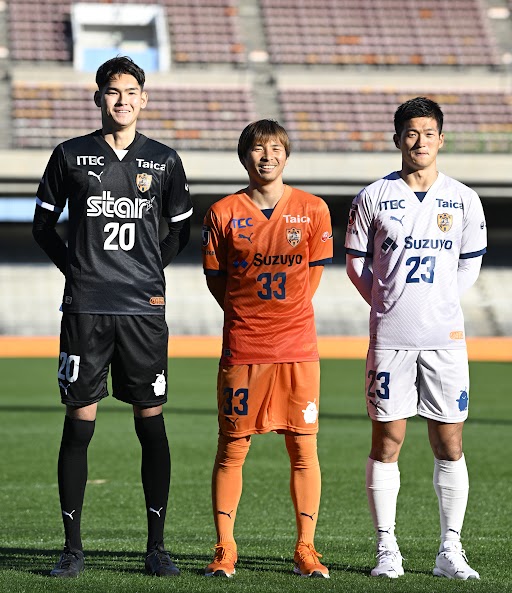 清水エスパルスが新体制と新ユニホーム発表！阪神タイガース岩崎優投手