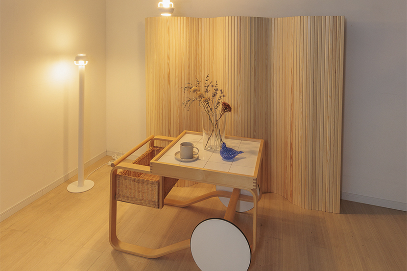 Artek 100 Screen パーテーション - アアルトの生む曲線の壁 - attract