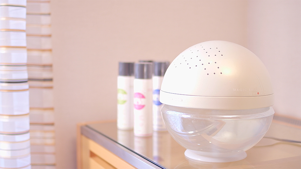 ウイルスを“包んで”不活化する空気清浄機「マジックボール」 シリーズ