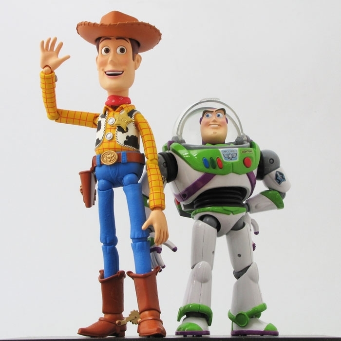 新作 トイ・ストーリ『ウッディ』と『バズ』を初披露！ 海洋堂初の特撮