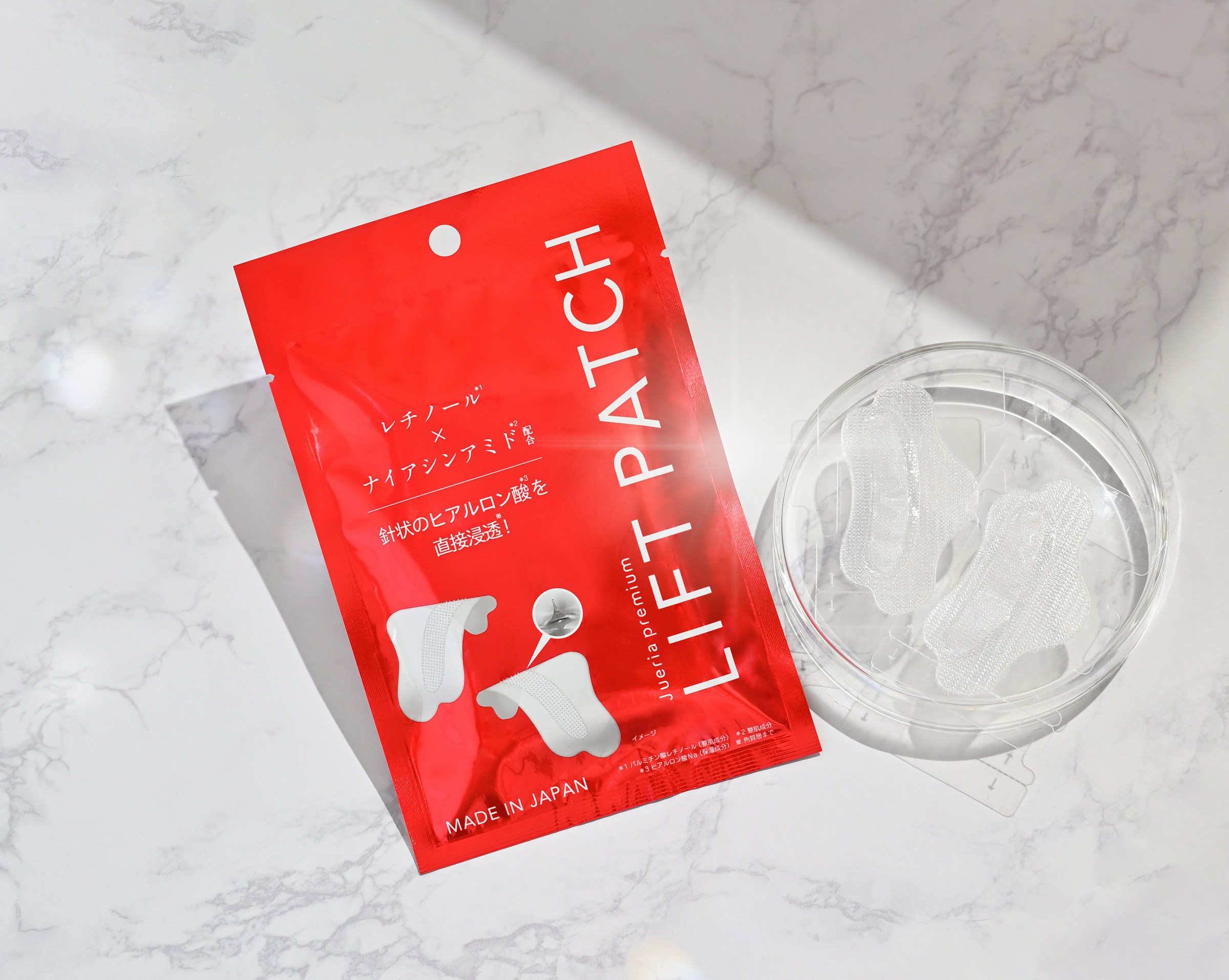 約4,200本のマイクロニードルがピタッとフィット 口元用パック