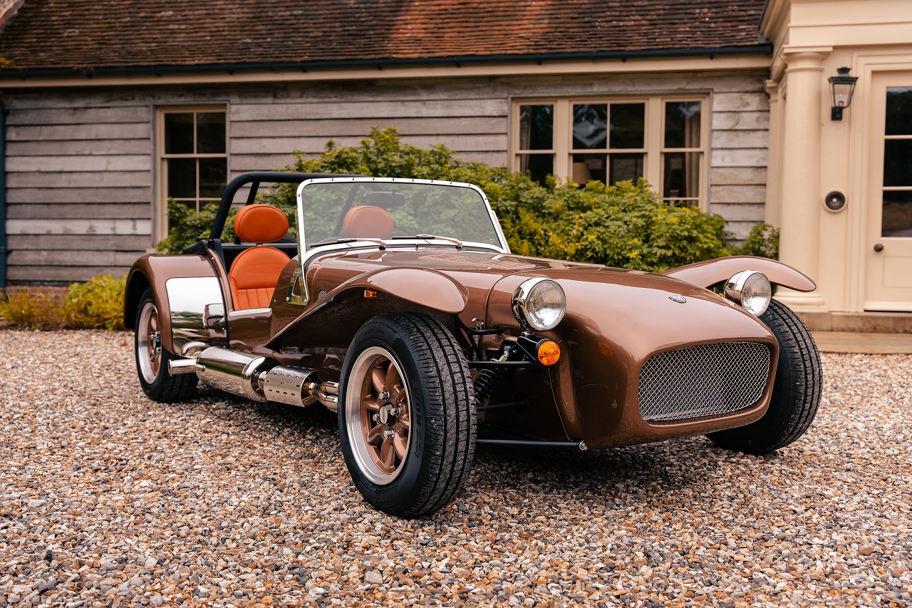 SUPER SEVEN 600 & 2000 | 株式会社オートプレステージ