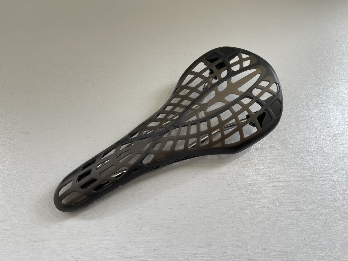 Tioga Spyder Outland Saddle [Rail] - BMX SHOP CAVE