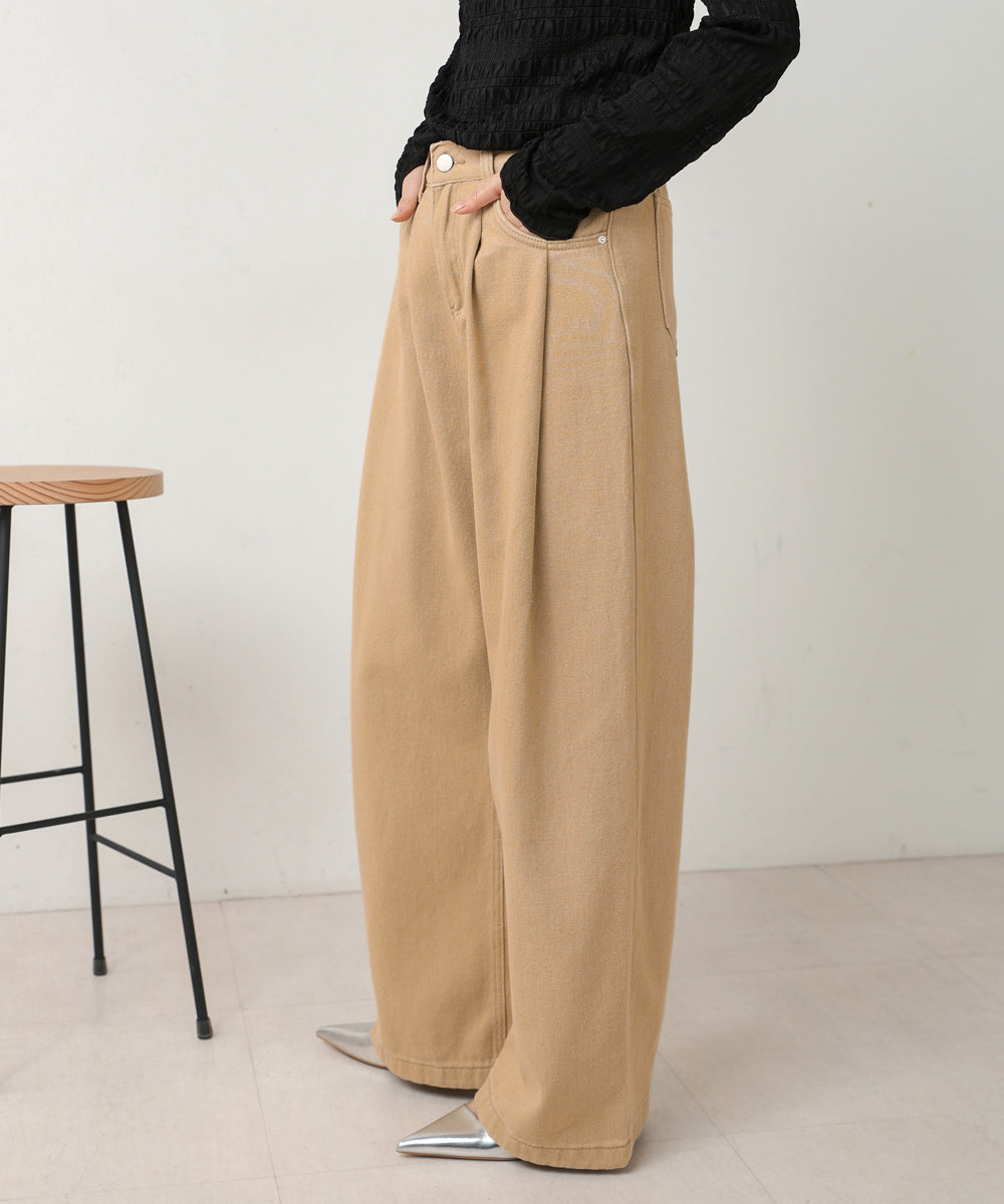 タックワイドパンツ