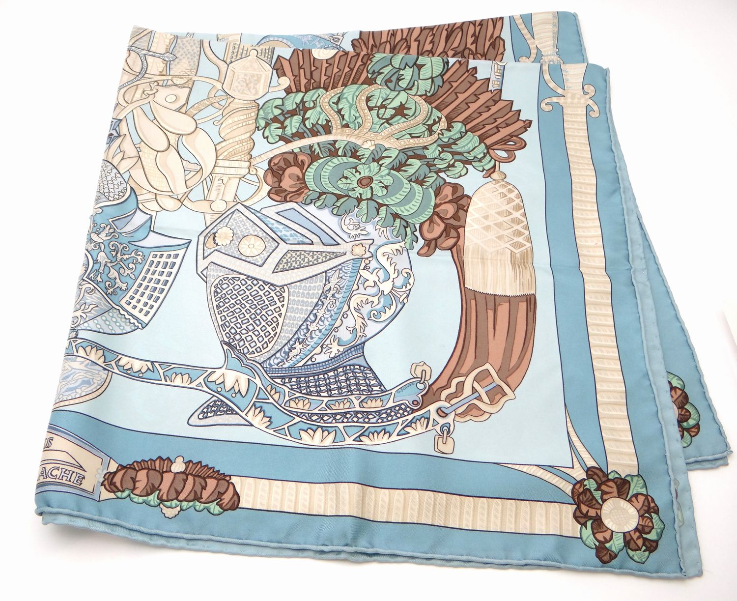 HERMES エルメス カレ90 ARMETS PANACHE 羽飾りの兜 シルク100