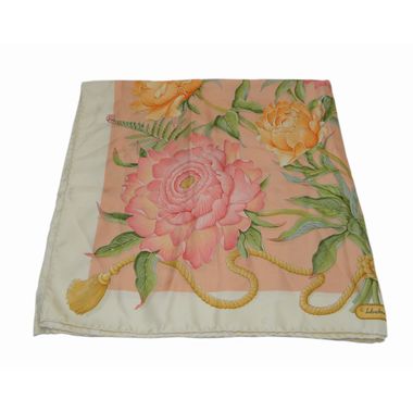 SalvatoreFerragamo フェラガモ 花柄 シルクスカーフ ピンク系マルチ
