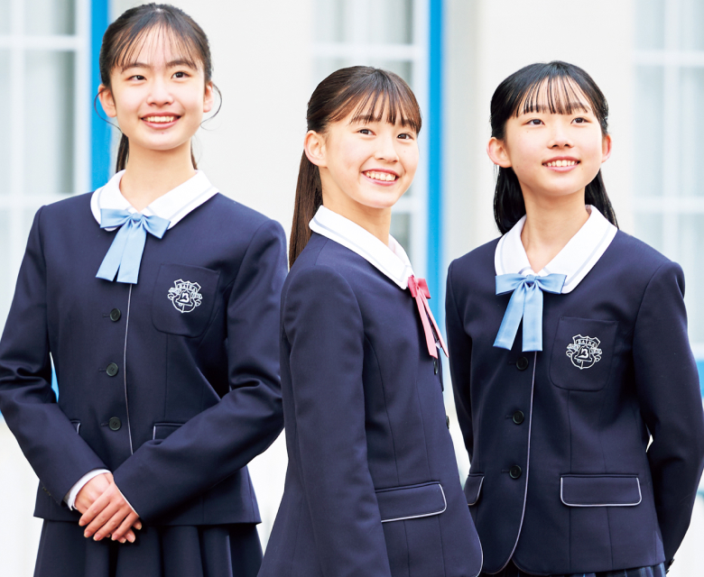 制服 | 学校生活 | 梅花中学校 梅花高等学校