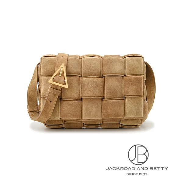 パデット カセット ショルダーバッグ キャラメル ブラウン[591970