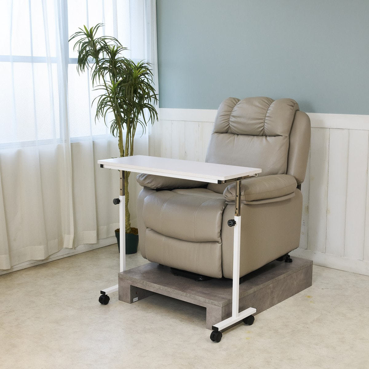 ソファ用ネイルテーブル B07（昇降機能＆キャスター付き）の卸・通販