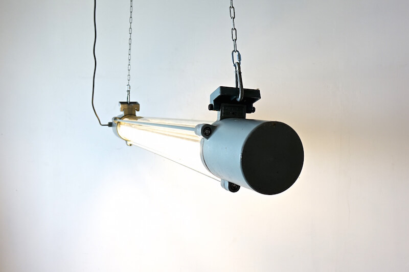 Bellbet | Grey colored tube lamp/インダストリアル照明ライト