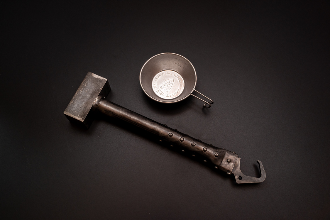 サンゾクマウンテンのペグハンマーが鬼のようにカッコいい