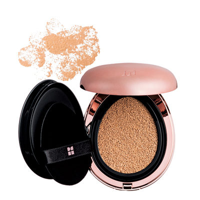 フローフシのクッションファンデーションならイオンの力で肌を守り