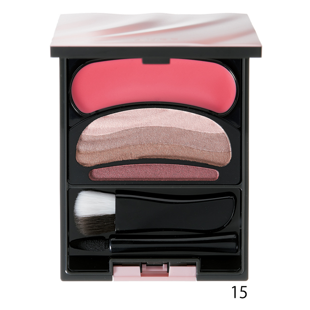 AUBE（オーブ）の「ブラシひと塗りシャドウ」で苦手なグラデーションを