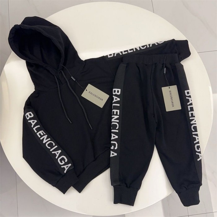バレンシアガ 子供 パーカー 上下セット ジャケット Balenciaga 長袖