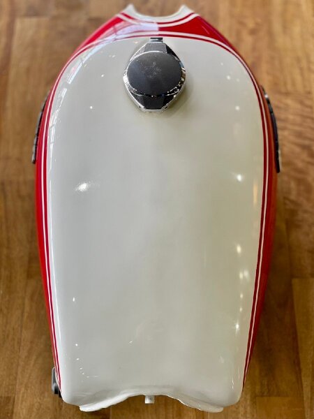 Z1 Z2 750RS用純正タンク | 北海道のバイク情報：Bike-man