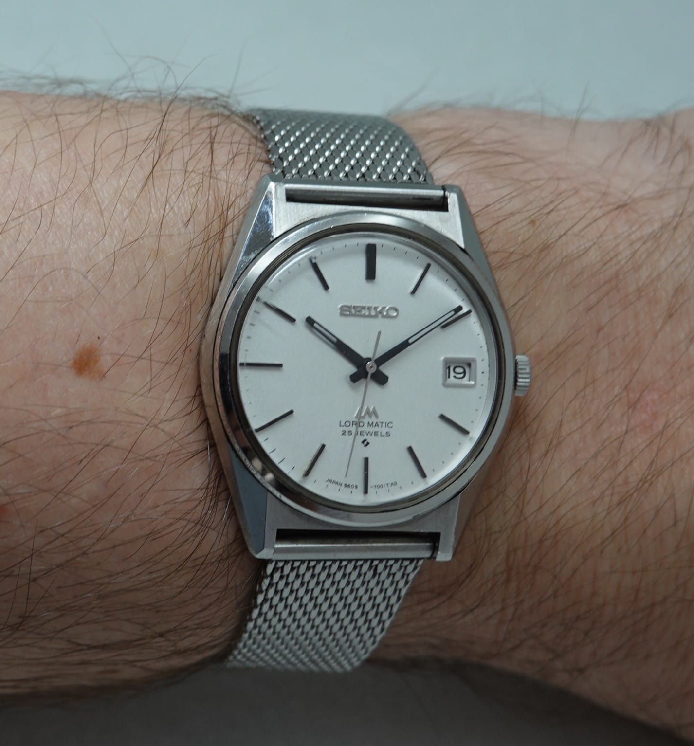SOLD 1970 Seiko Lord Matic 5605-7020 - Birth Year Watches