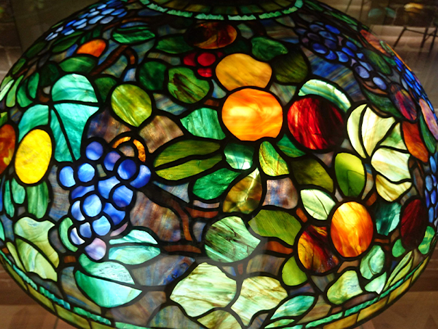 ステンドグラス工房 Blue glass｜ステンドグラスの歴史など紹介
