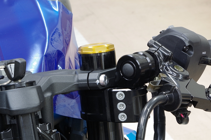 カワサキZX-25R SE（2023） 再び丸目1灯化