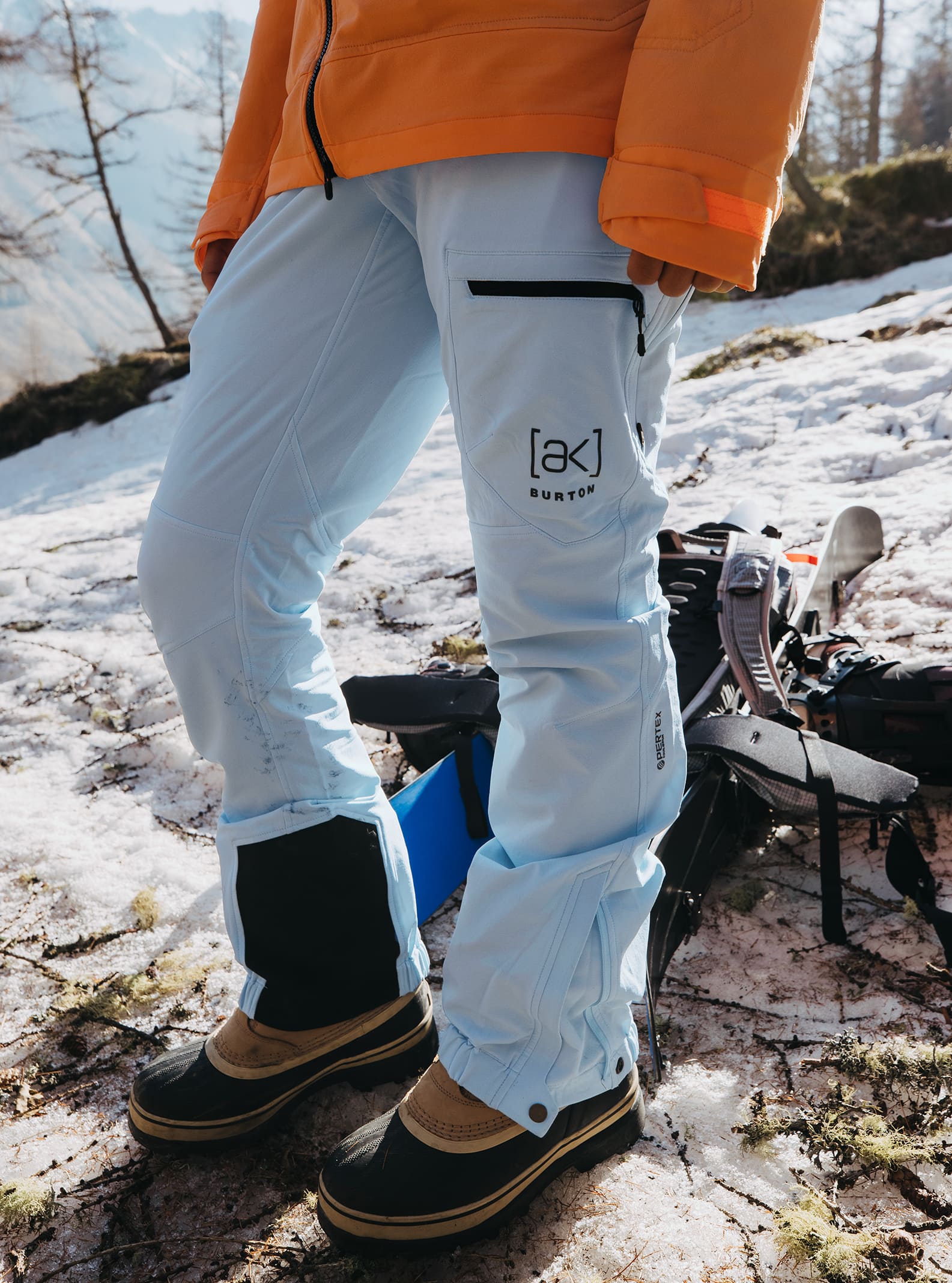 ウィメンズ [ak] ソフトシェル パンツ | Burton.com Winter 2024 JP