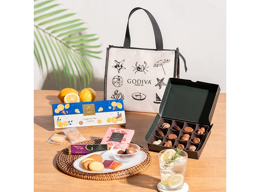 麻風素材が上品なオリジナル保冷バッグに、チョコレートと焼き菓子を