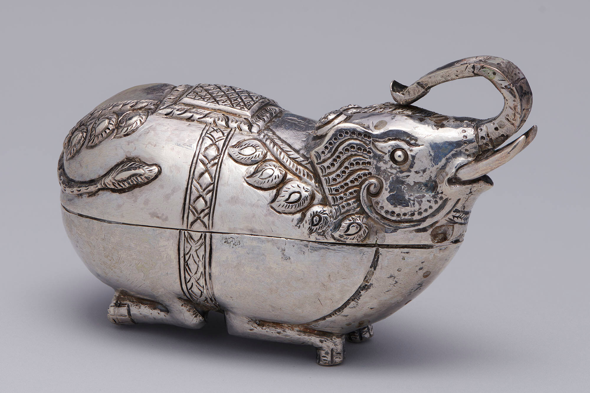 Elephant-Shaped Box | Isabella Stewart Gardner Museum