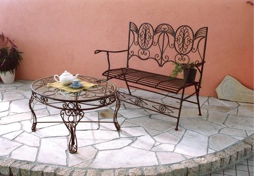 鋳鉄製装飾ガラステーブル / GARDENSITE ガーデンサイト（ガーデニング